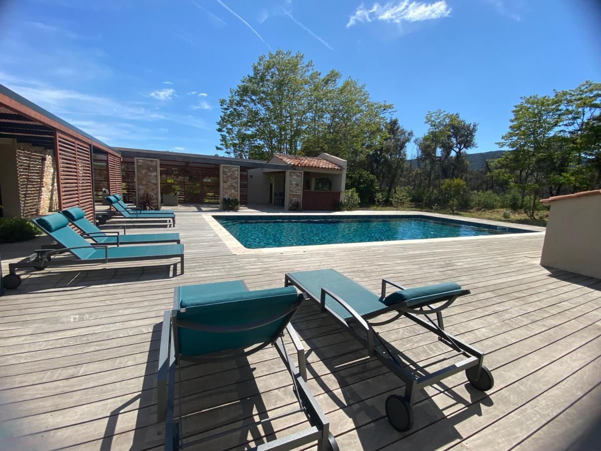 Magnifique Villa Avec Piscine Au Coeur Des Vignes Cogolin Εξωτερικό φωτογραφία